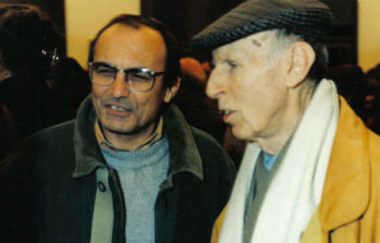 Eccomi nel 1999 con il compianto Ernesto Treccani. E' un onore e un piacere essere stato amico del grande pittore milanese.
